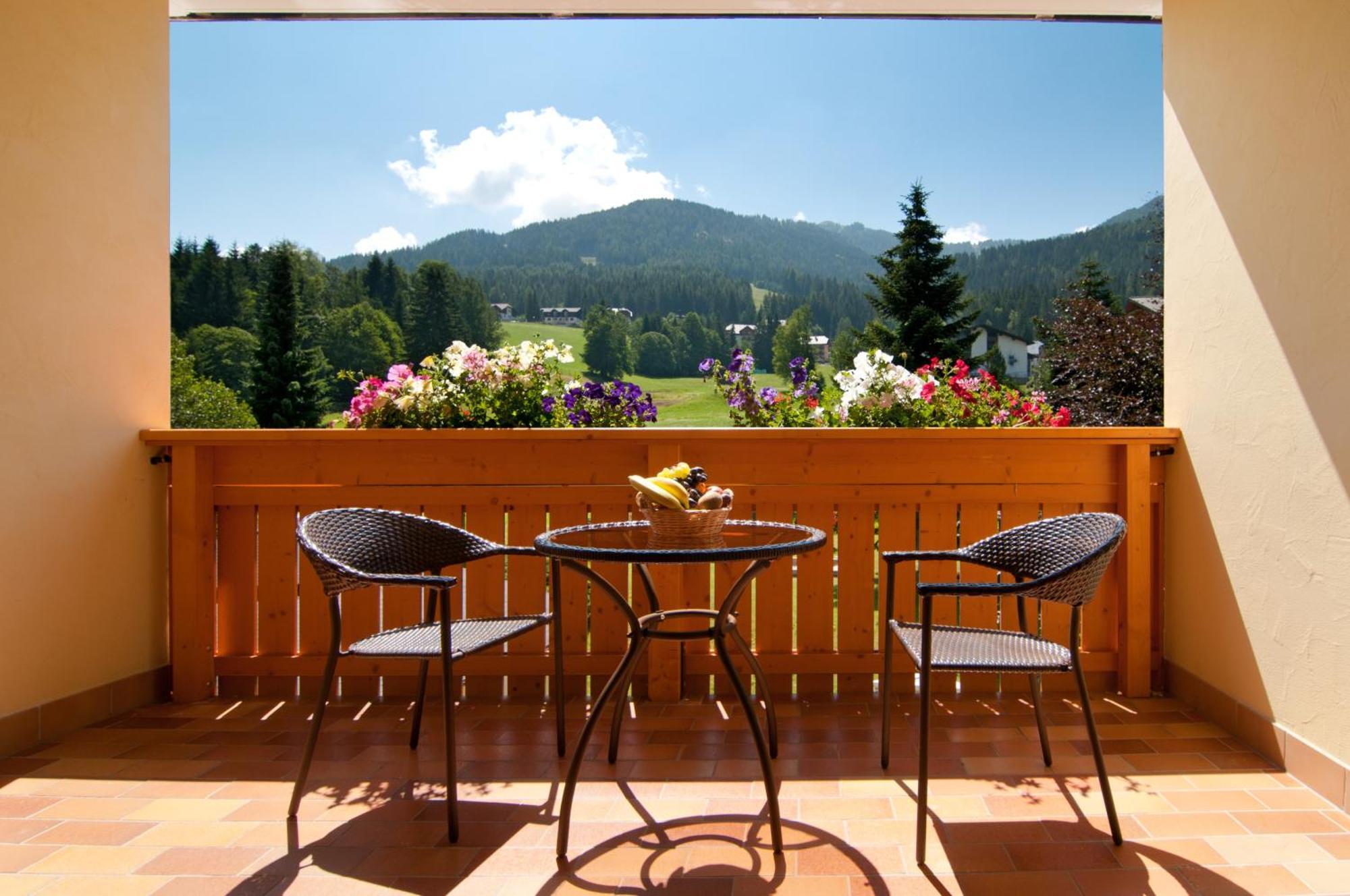 Family & Sporthotel Kaerntnerhof Bad Kleinkirchheim Eksteriør billede