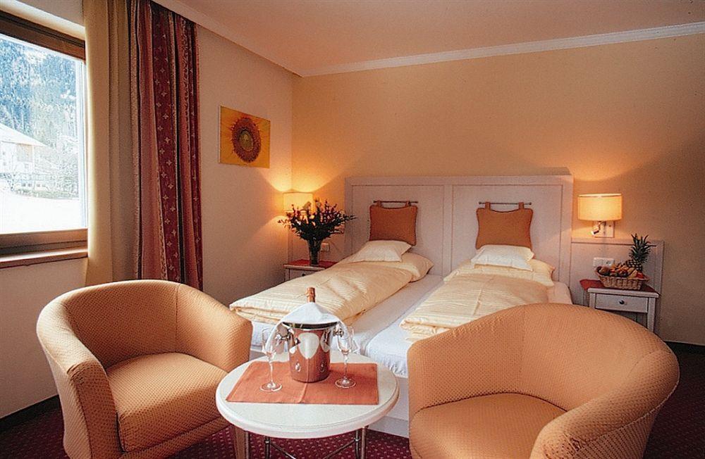 Family & Sporthotel Kaerntnerhof Bad Kleinkirchheim Eksteriør billede